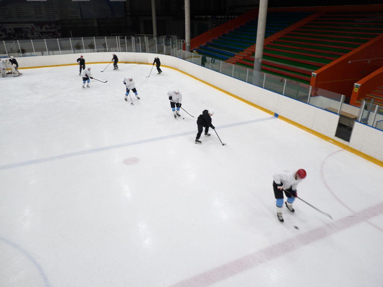 Why Hockey Culture Is Unique: Traditions, Unwritten Rules, and Chirping